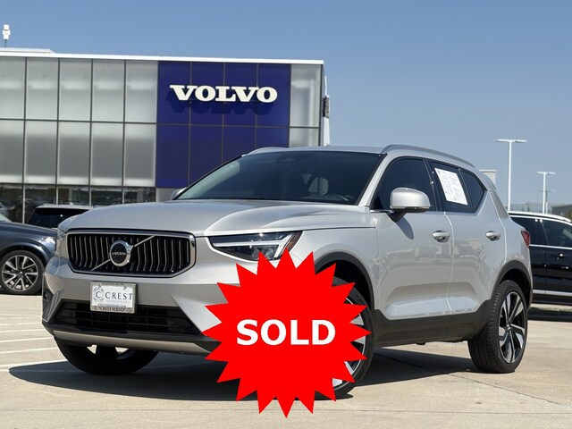 2025 Volvo XC40 B5 Plus Bright Theme SUV