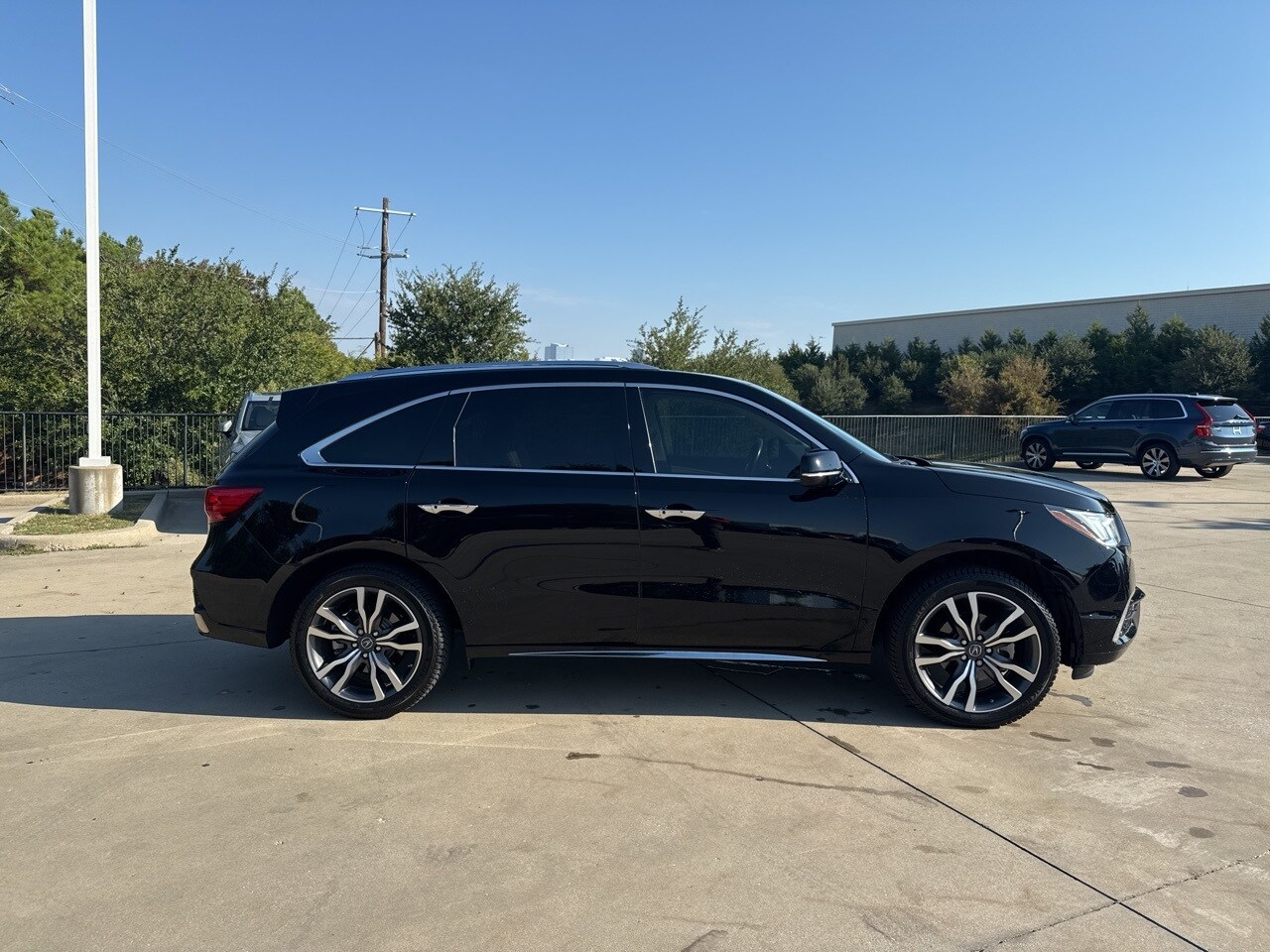 2019 Acura MDX SH-AWD Advance photo 4