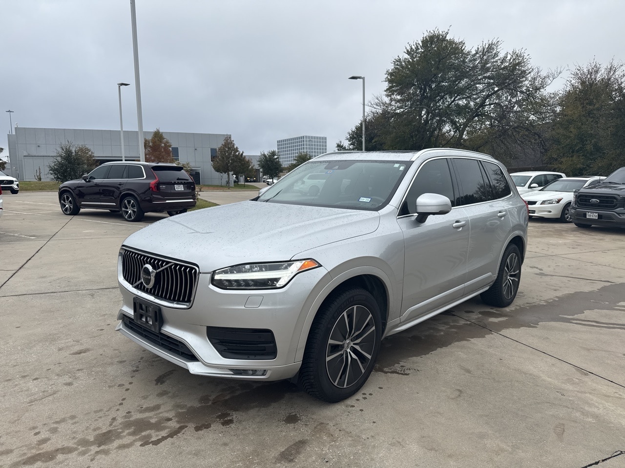 2020 Volvo XC90 Momentum
