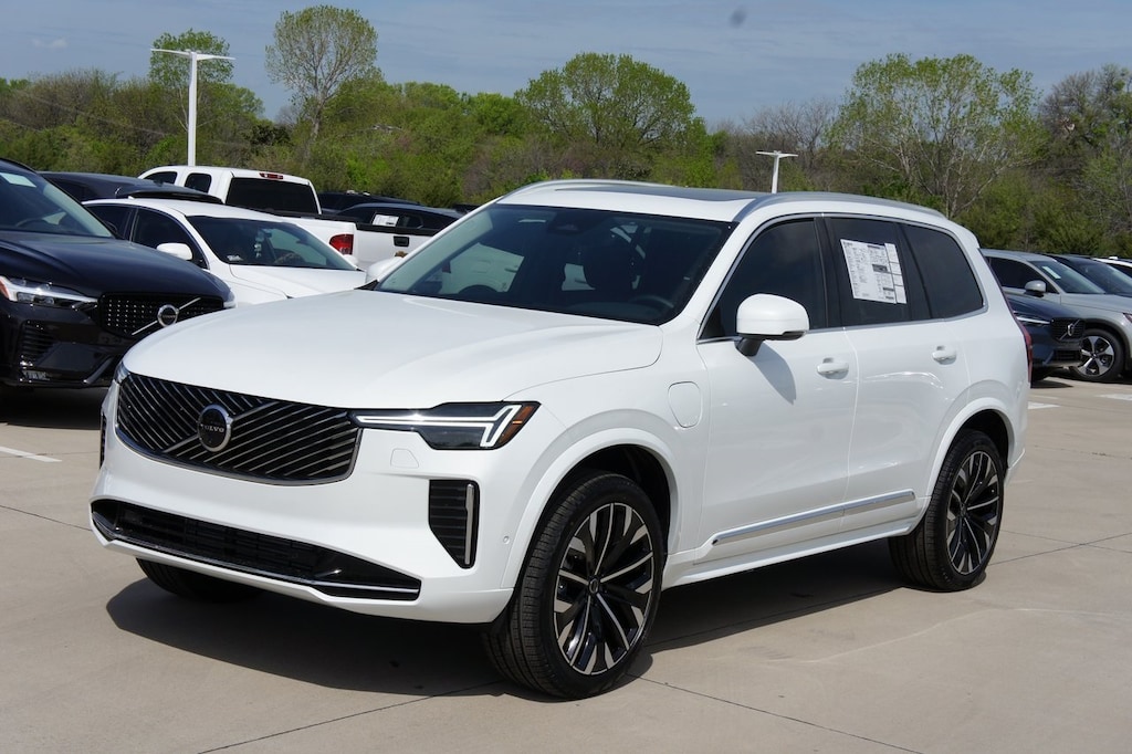 New 2025 Volvo XC90 plug-in hybrid T8 (2025.5) Plus 7-Seater SUV