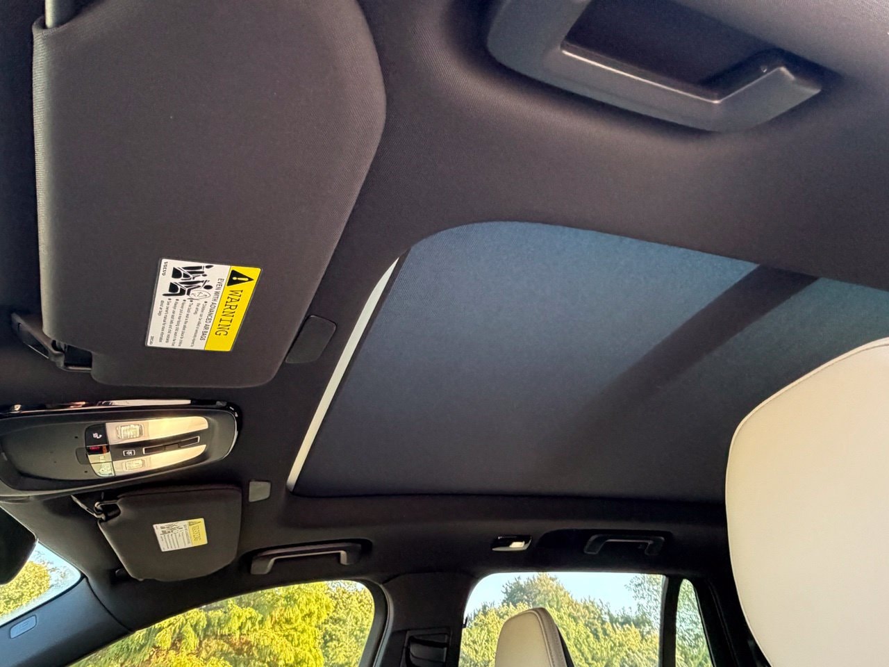 2026 Volvo XC90 Plus - Photo 20