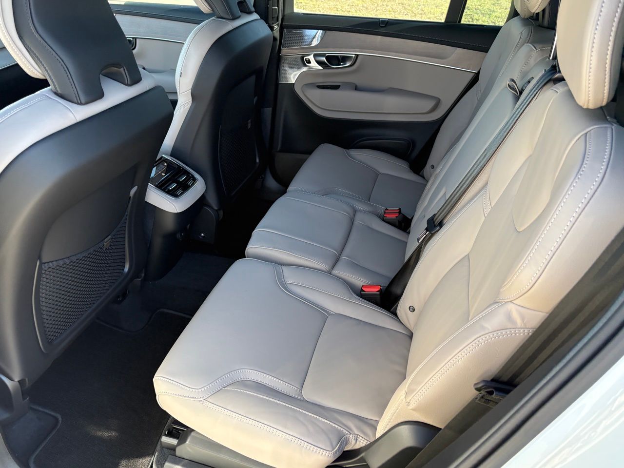 2026 Volvo XC90 Ultra - Photo 23