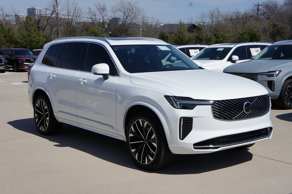 New 2025 Volvo XC90 plug-in hybrid T8 (2025.5) Core 7-Seater SUV