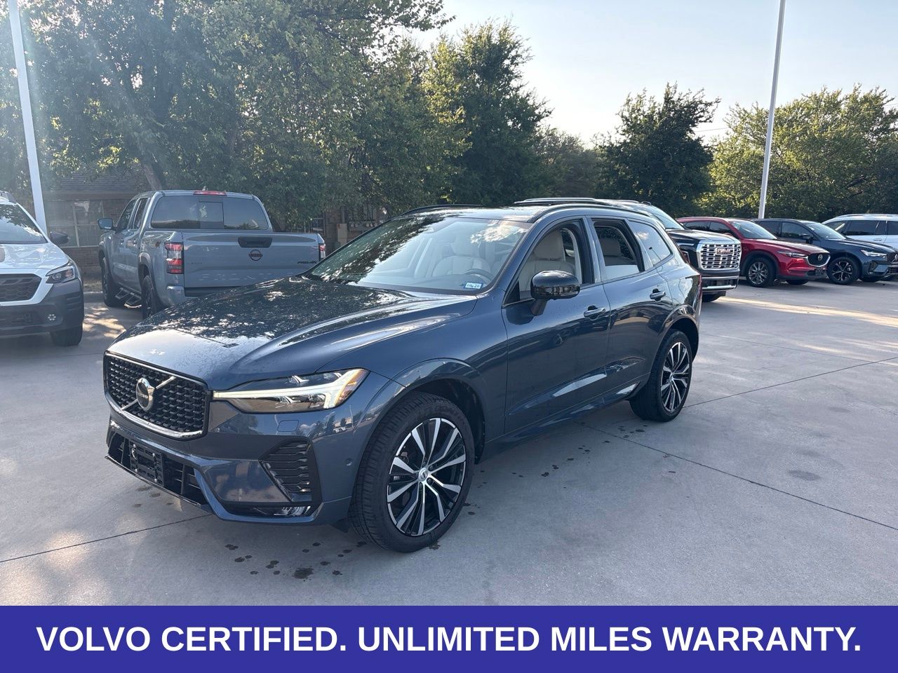 Certified by Volvo 2024 Volvo XC60 B5 Plus Dark Theme