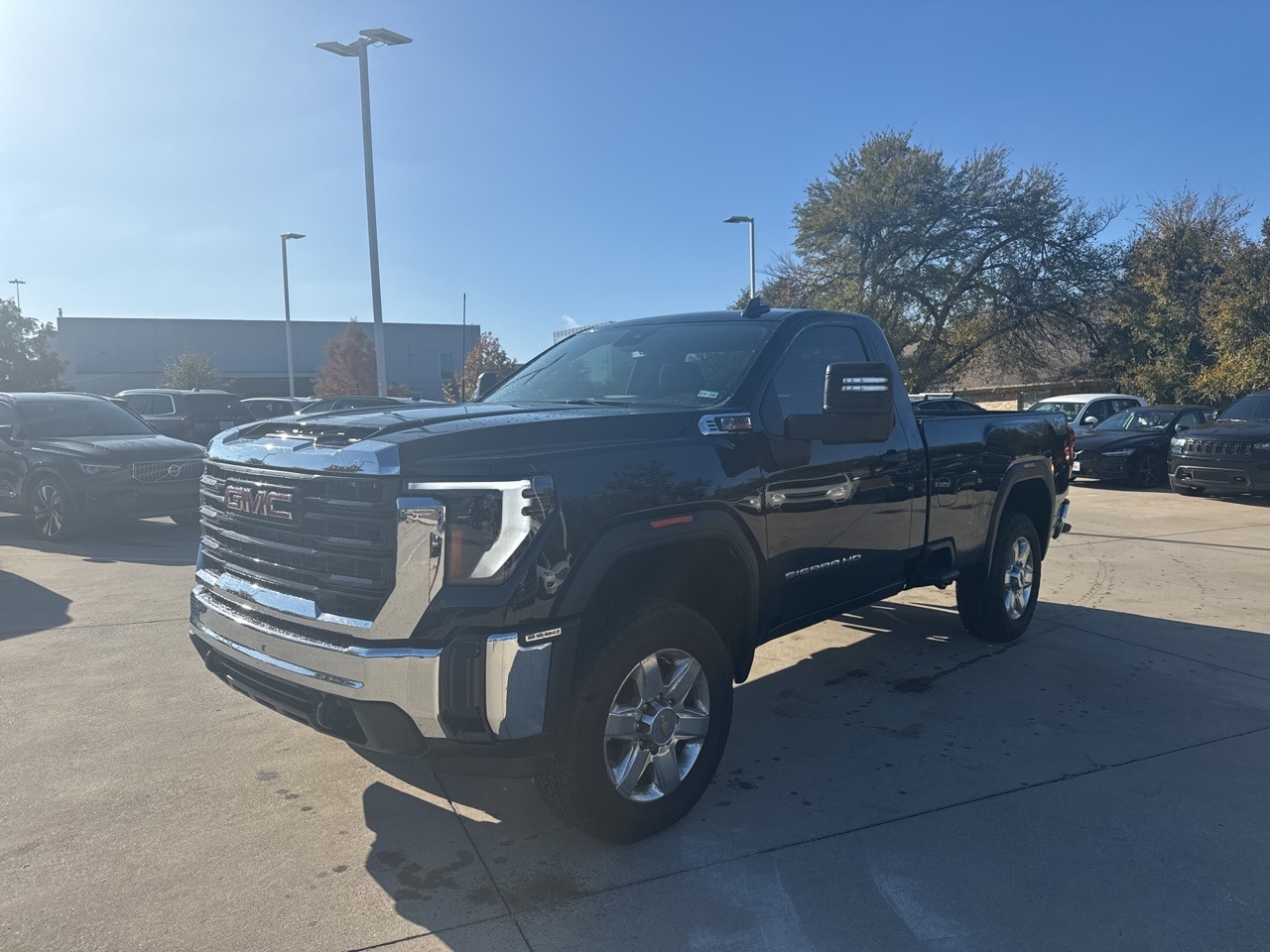 2024 GMC Sierra 2500HD Pro's photo