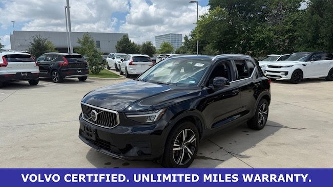 2025 Volvo XC40 B5 AWD SUV