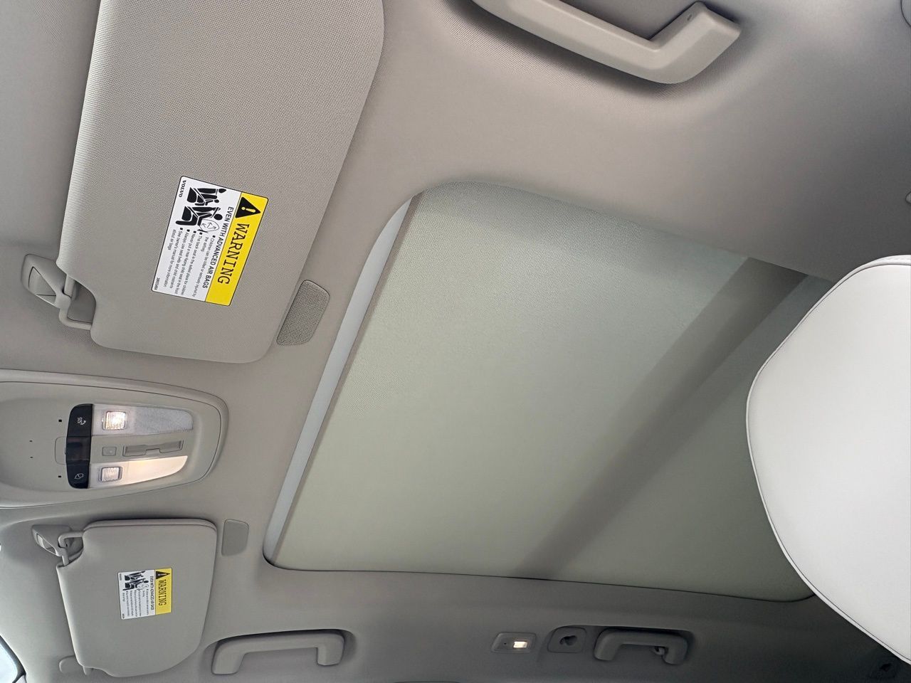 2026 Volvo XC90 Ultra - Photo 18