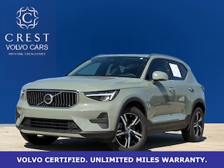 2025 Volvo XC40 B5 AWD SUV