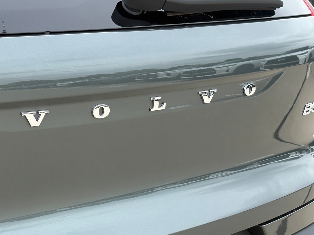2026 Volvo XC40 Plus - Photo 7