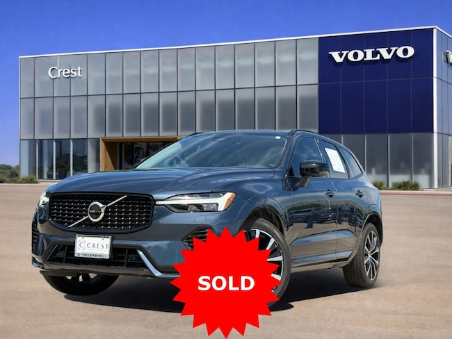 2024 Volvo XC60 B5 Plus Dark Theme AWD's photo