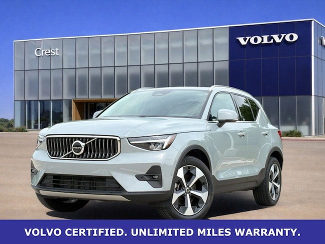 2025 Volvo XC40 B5 Plus Bright AWD's photo