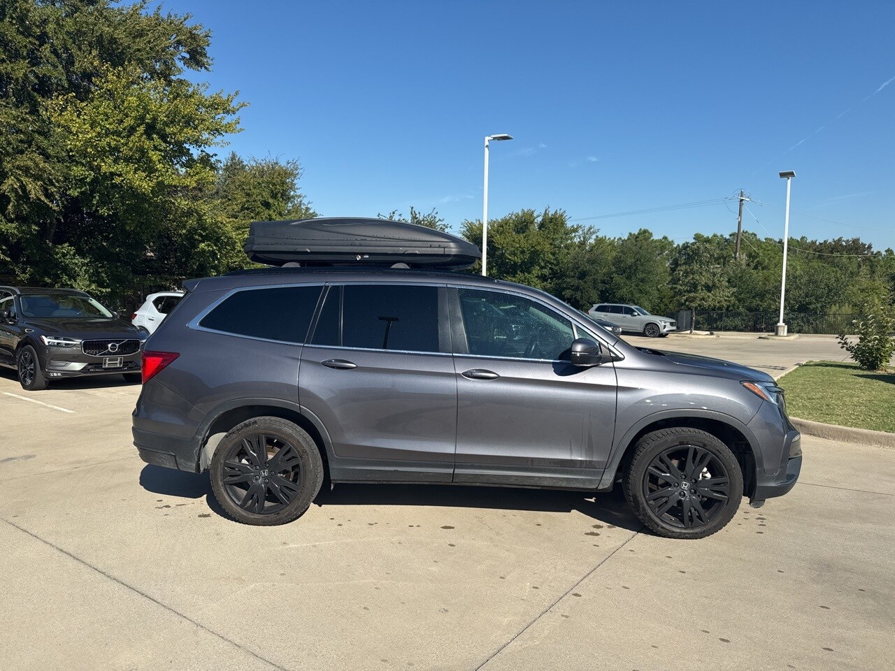 2021 Honda Pilot Special Edition photo 3