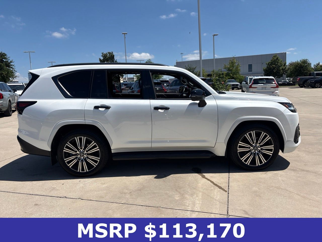 2024 Lexus LX Luxury - Photo 4