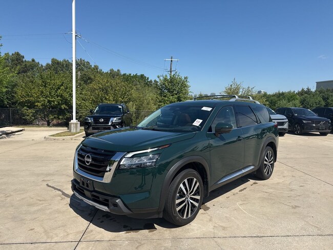 2024 Nissan Pathfinder Platinum SUV
