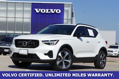 2023 Volvo XC40 B5 Plus Dark Theme SUV