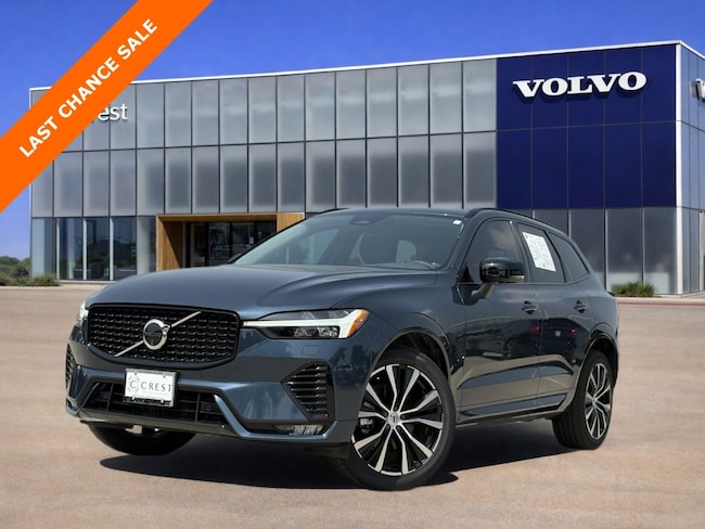 2024 Volvo XC60 B5 Plus Dark Theme AWD's photo