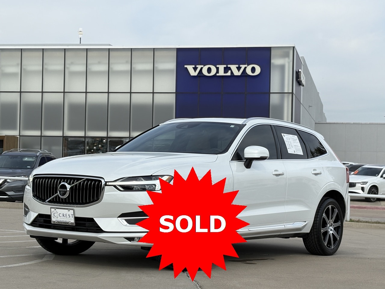 2021 Volvo XC60 Inscription's photo