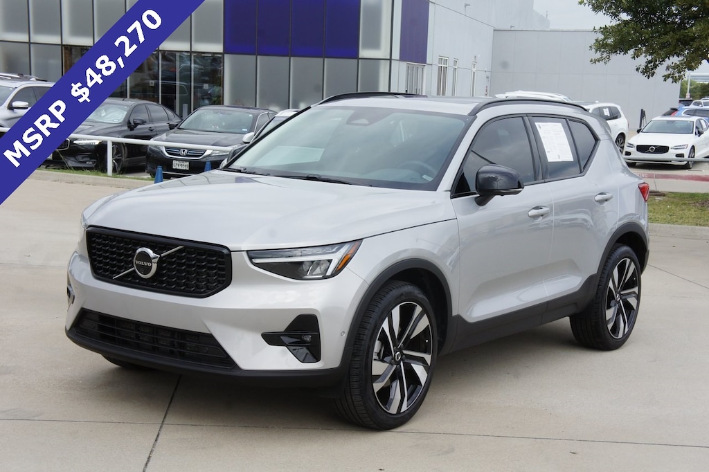Certified 2025 Volvo XC40 B5 Plus Dark Theme SUV
