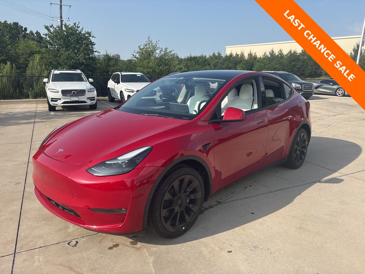 Used 2022 Tesla Model Y Long Range with VIN 7SAYGDEE8NF563285 for sale in Frisco, TX