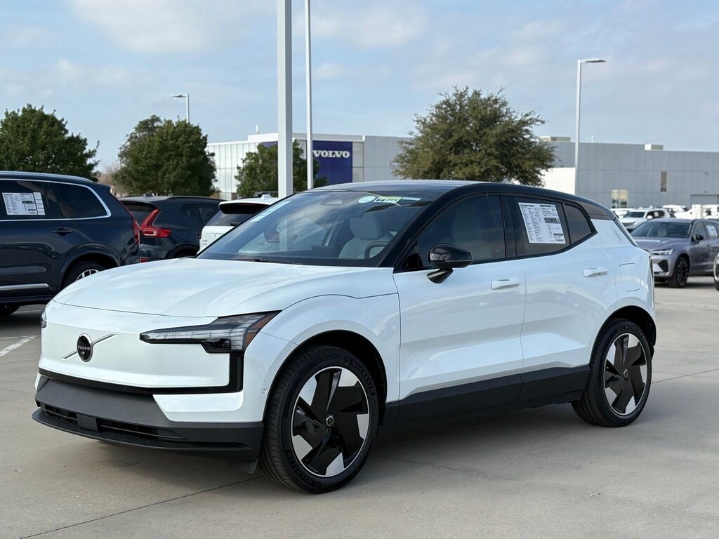 New 2026 Volvo EX30 Twin Motor Plus SUV