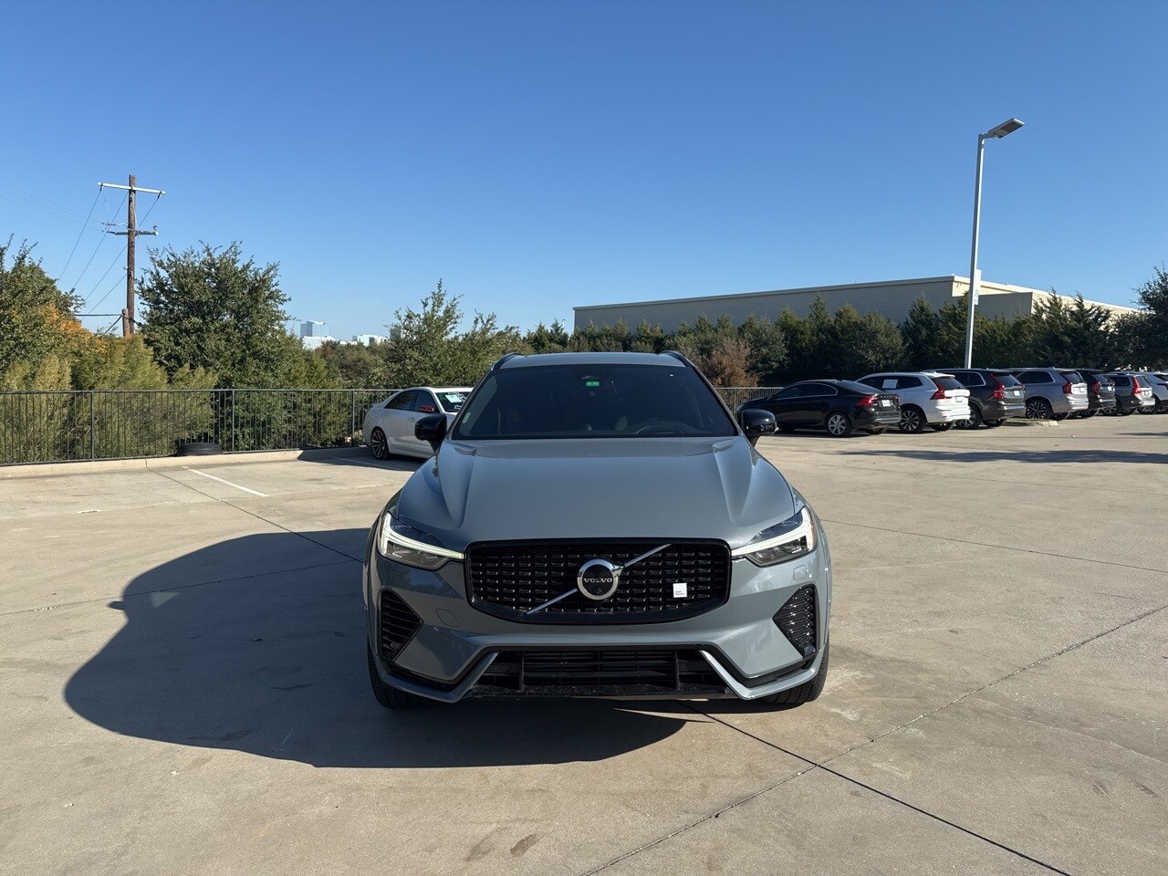 2023 Volvo XC60 Recharge Hybrid T8 Polestar photo 2