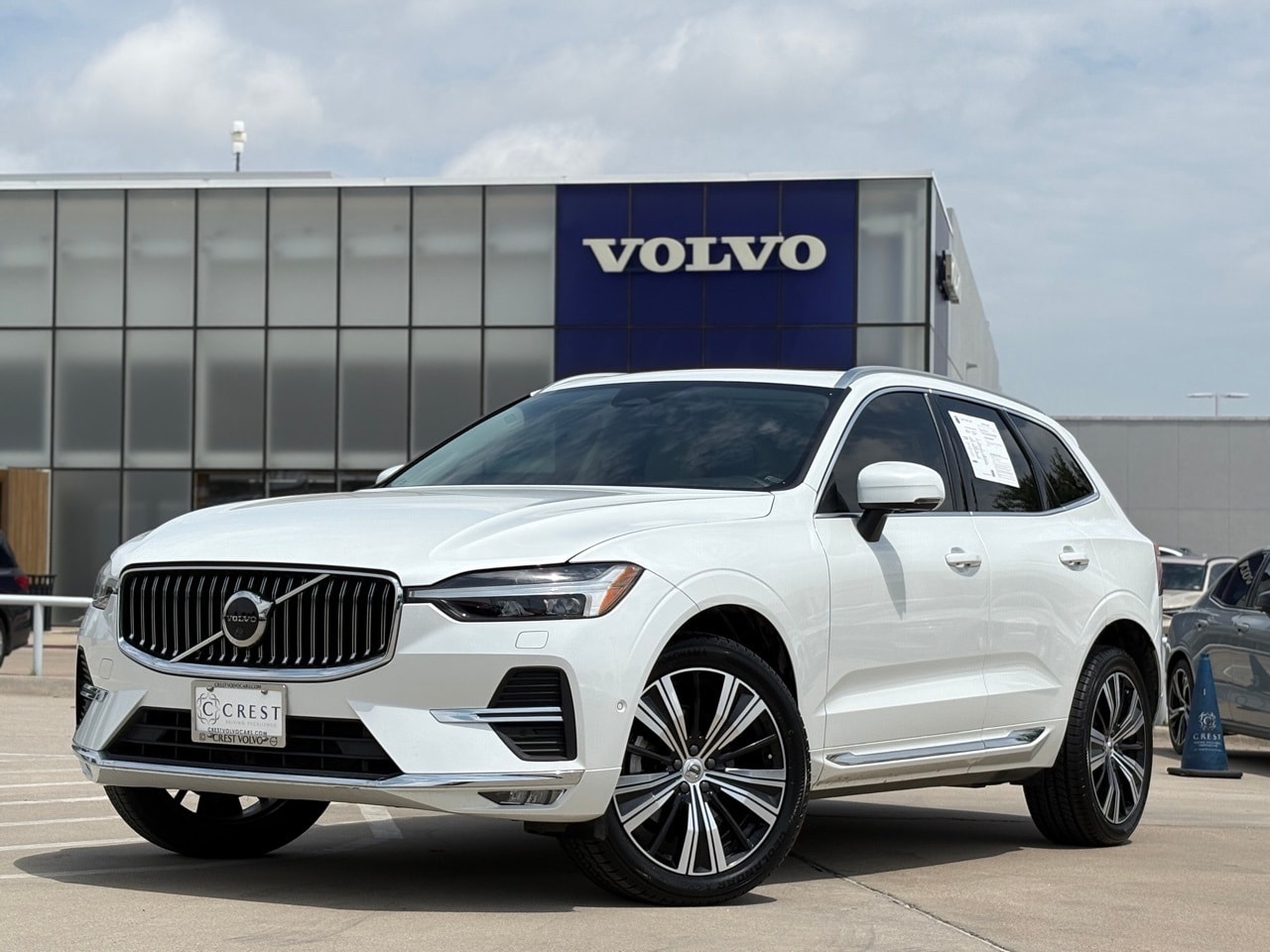 Used 2023 Volvo XC60 Plus with VIN YV4L12RN4P1364296 for sale in Frisco, TX