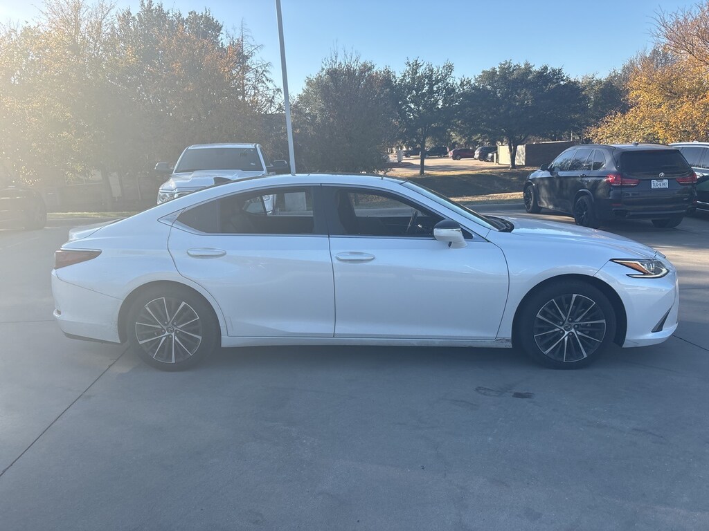 Used 2023 Lexus ES 350 Luxury Sedan