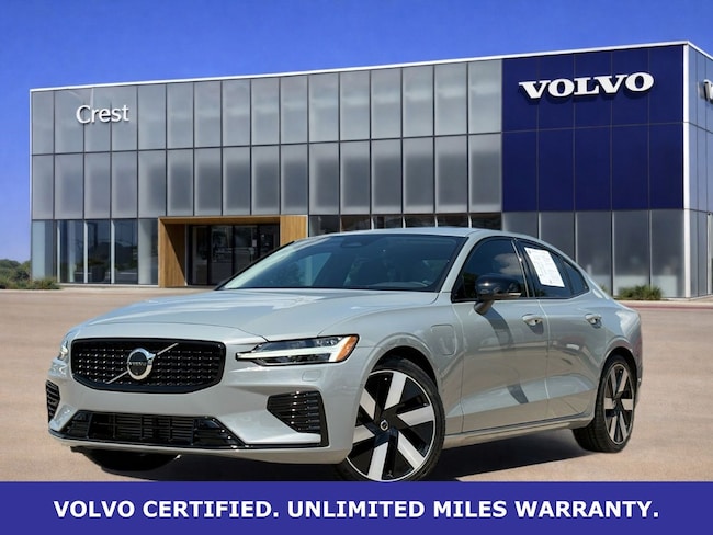 2024 Volvo S60 T8 Recharge Ultimate Dark Theme AWD's photo
