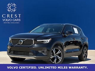 2023 Volvo XC40 B5 Plus Bright Theme SUV
