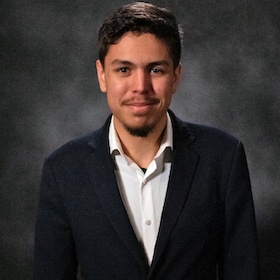 Staff member Eli Rivera from ID_7629bfa10cdf