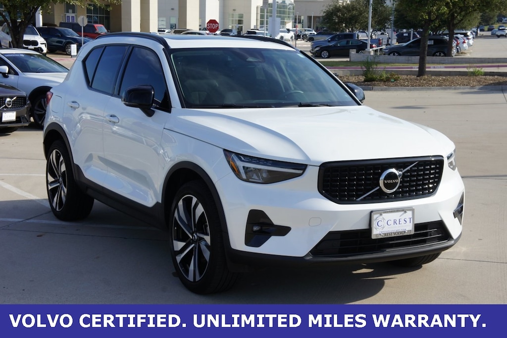 Certified 2023 Volvo XC40 B5 Plus Dark Theme SUV