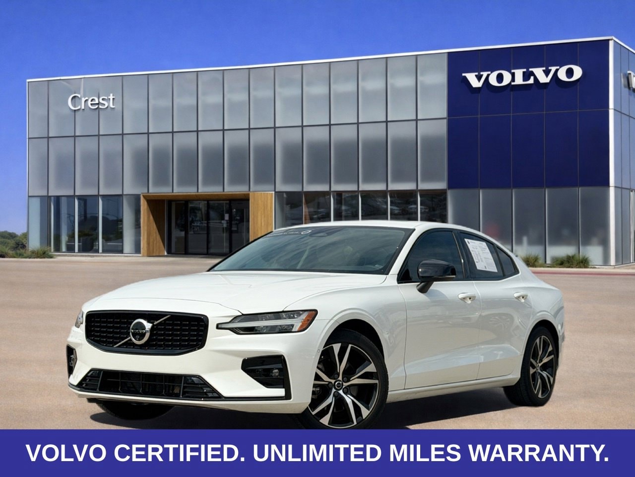  2024 Volvo S60 B5 Plus Dark Theme AWD   