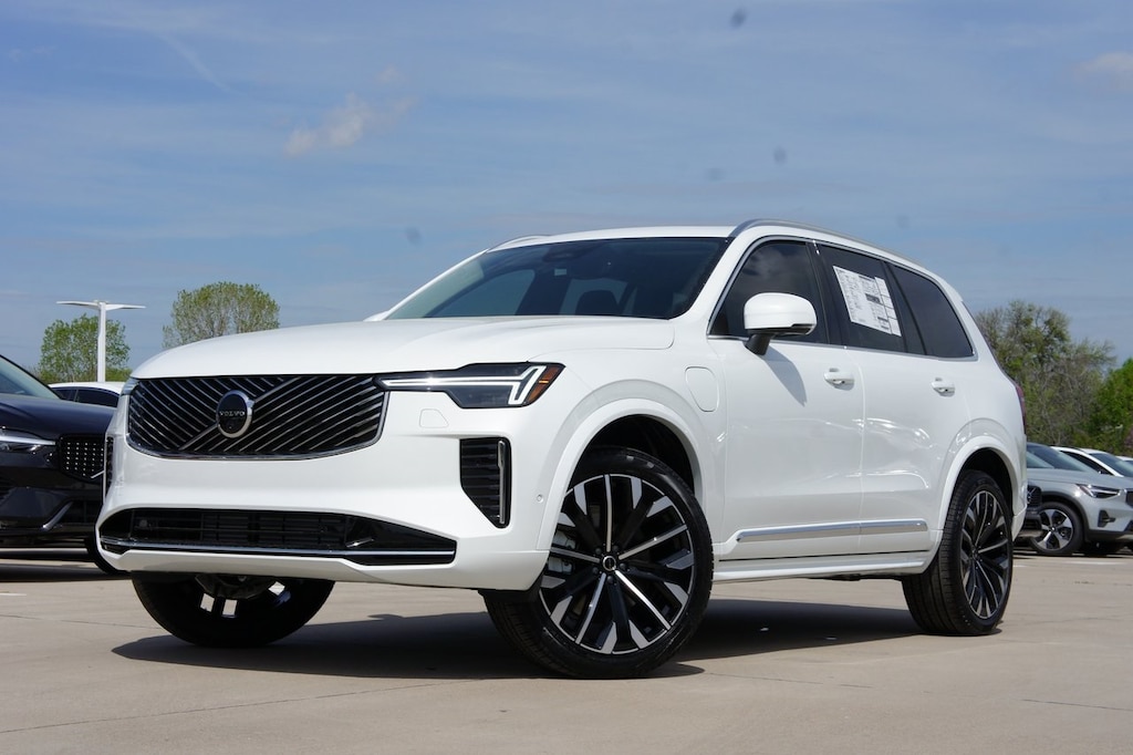 New 2025 Volvo XC90 plug-in hybrid T8 (2025.5) Plus 7-Seater SUV