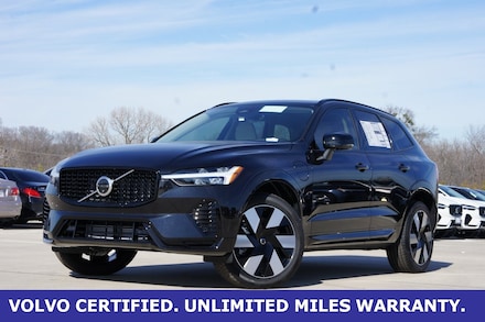 2025 Volvo XC60 plug-in hybrid T8 Plus SUV