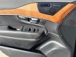 2021 Volvo XC90 T6 Momentum 6-Seat SUV
