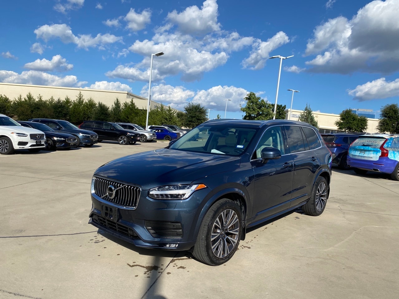 Used 2022 Volvo XC90 Momentum with VIN YV4A221K6N1801671 for sale in Frisco, TX