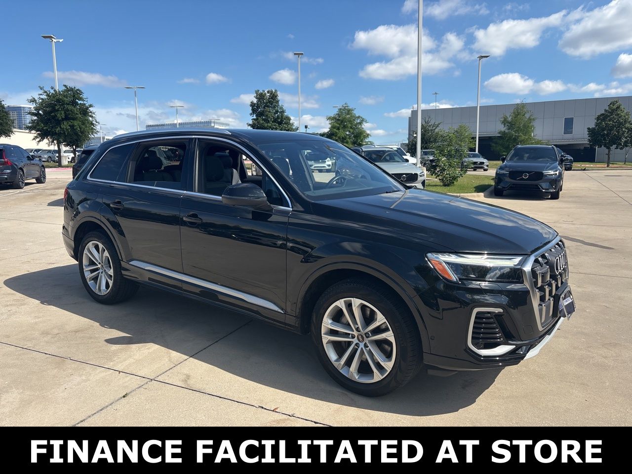 2025 Audi Q7 Premium Plus - Photo 3