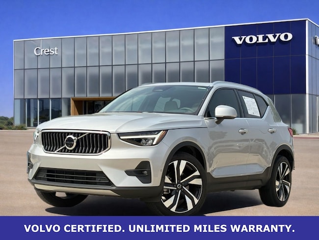 2023 Volvo XC40 B5 Plus Bright AWD's photo