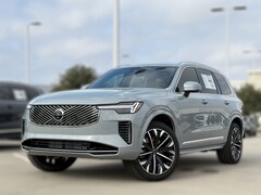 2026 Volvo XC90 plug-in hybrid
