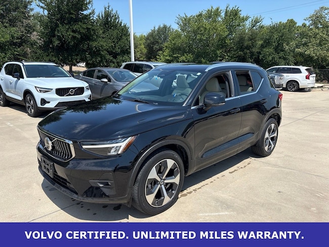 2023 Volvo XC40 B5 Plus Bright Theme SUV