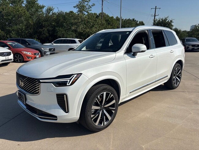 2025 Volvo XC90 B5 Core SUV