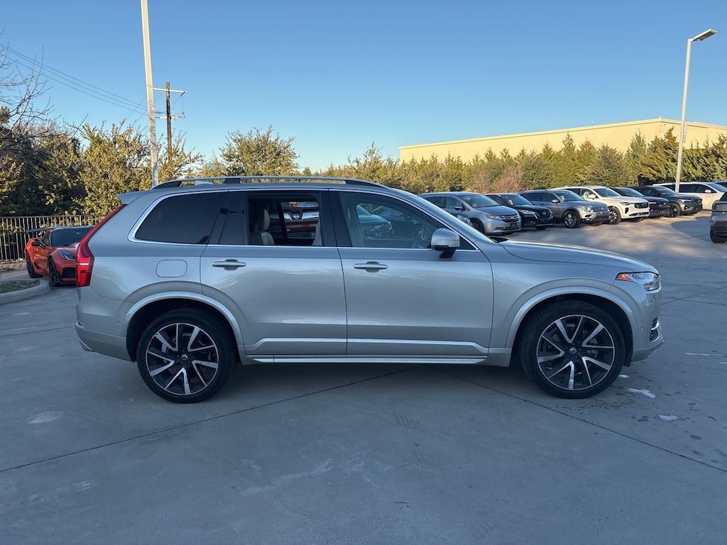 Used 2018 Volvo XC90 T6 Momentum SUV