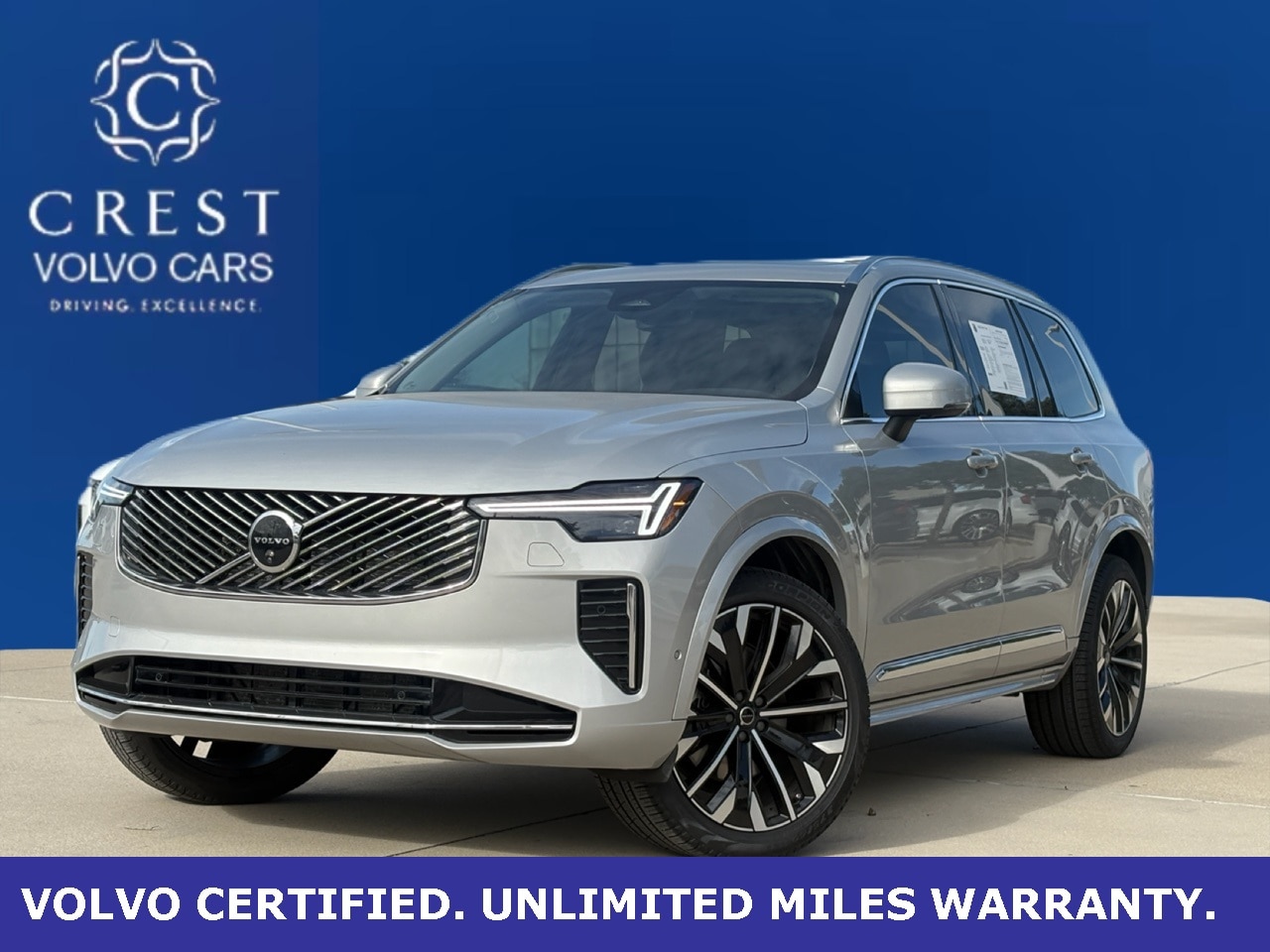 2025 Volvo XC90 Plus's photo