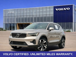 2024 Volvo XC40 B5 Plus Bright Theme SUV