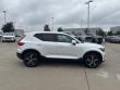 2025 Volvo XC40 B5 AWD SUV