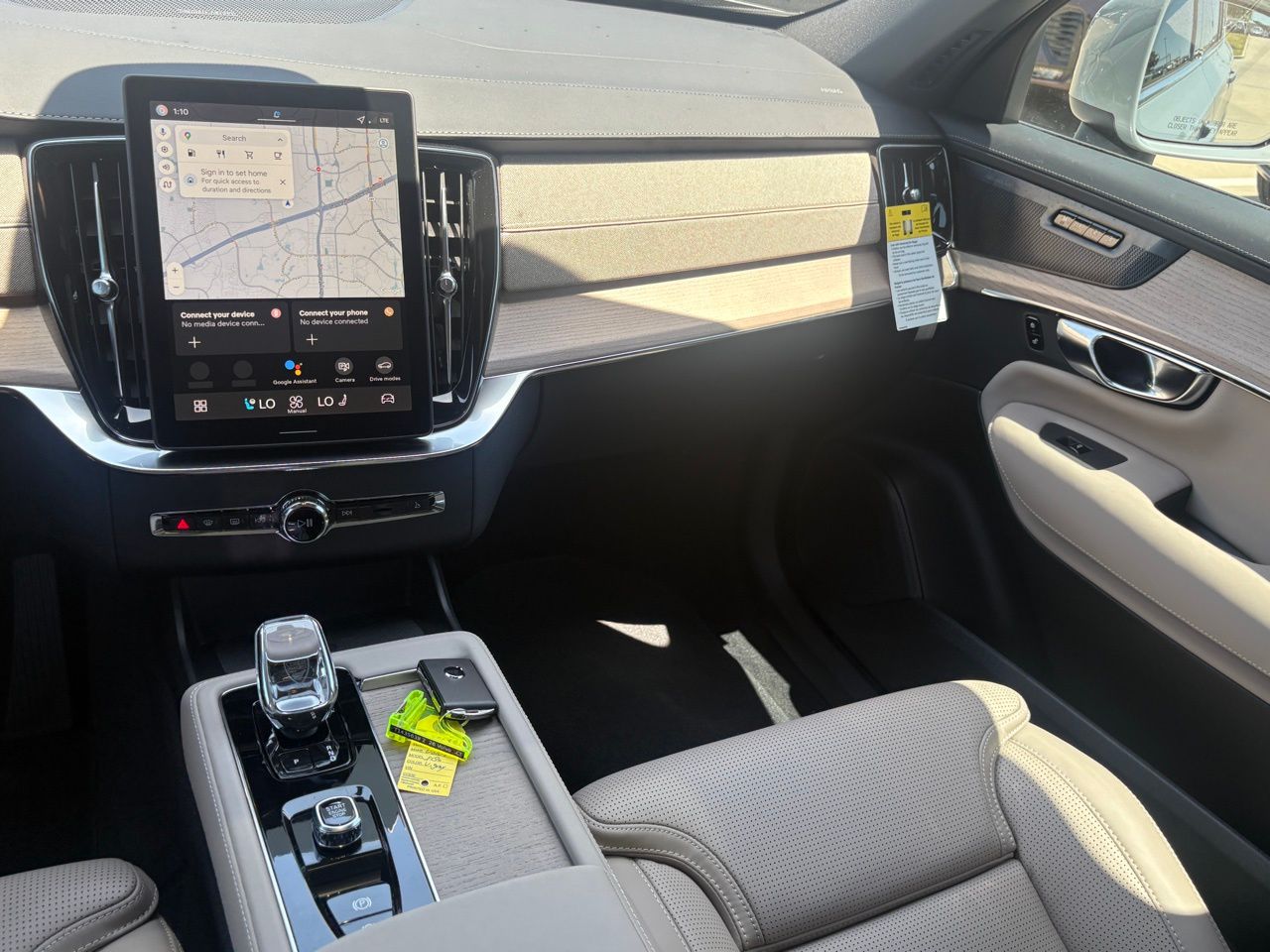2026 Volvo XC90 Ultra - Photo 12