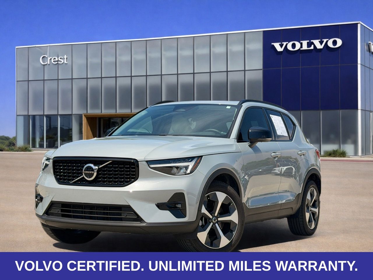 Certified by Volvo 2025 Volvo XC40 B5 Plus Dark Theme