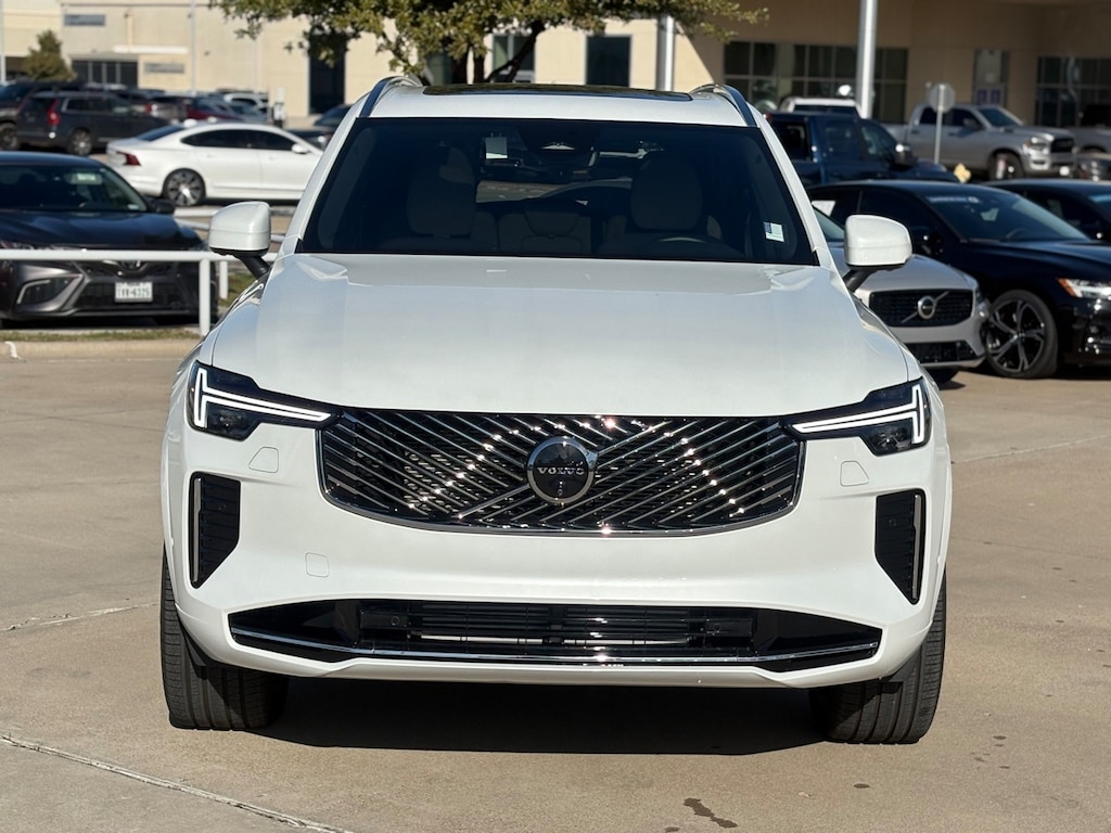 Certified 2025 Volvo XC90 plug-in hybrid T8 (2025.5) Plus 7-Seater SUV