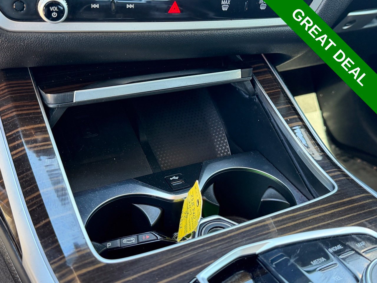 2026 BMW X7 40i - Photo 27