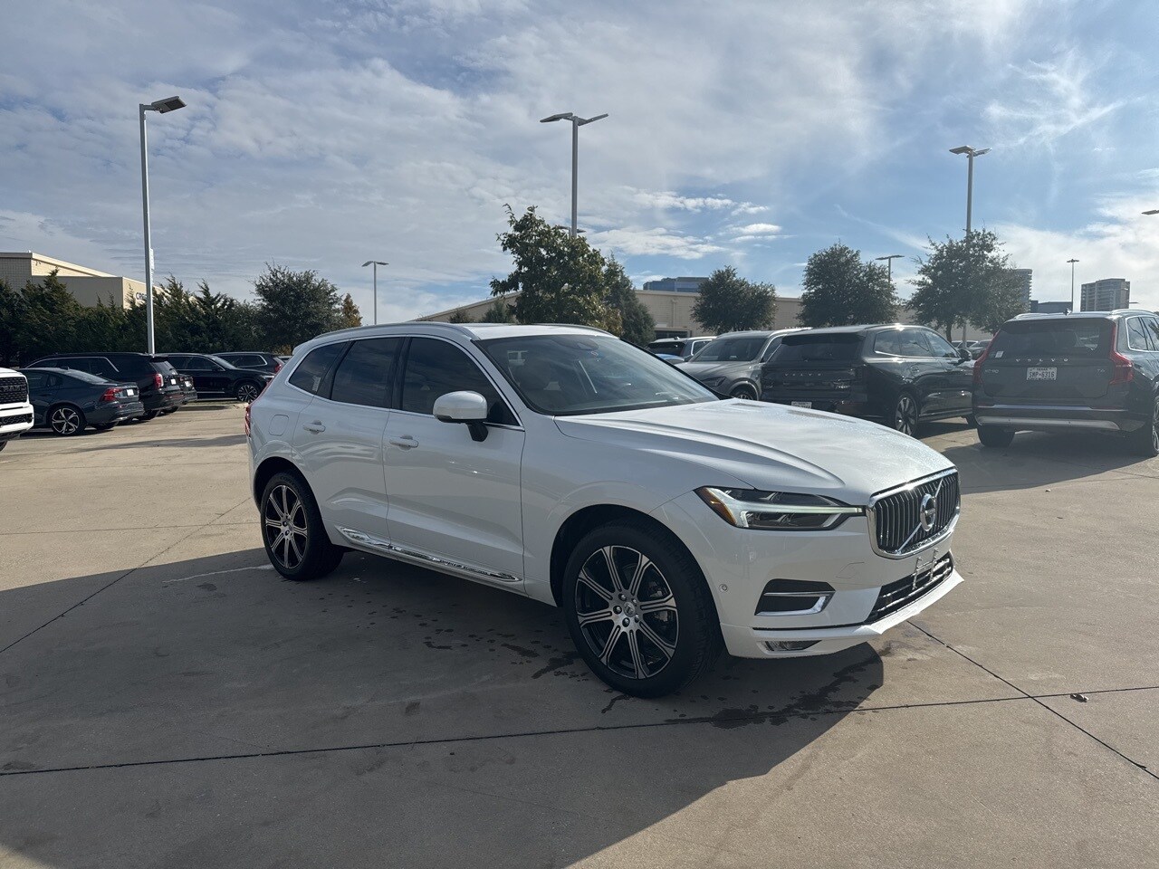 2021 Volvo XC60 T5 Inscription photo 3
